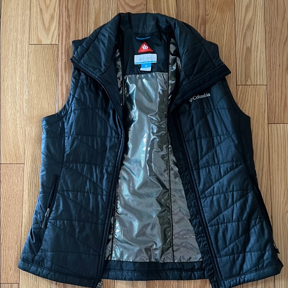 Columbia Black Quilted Vest